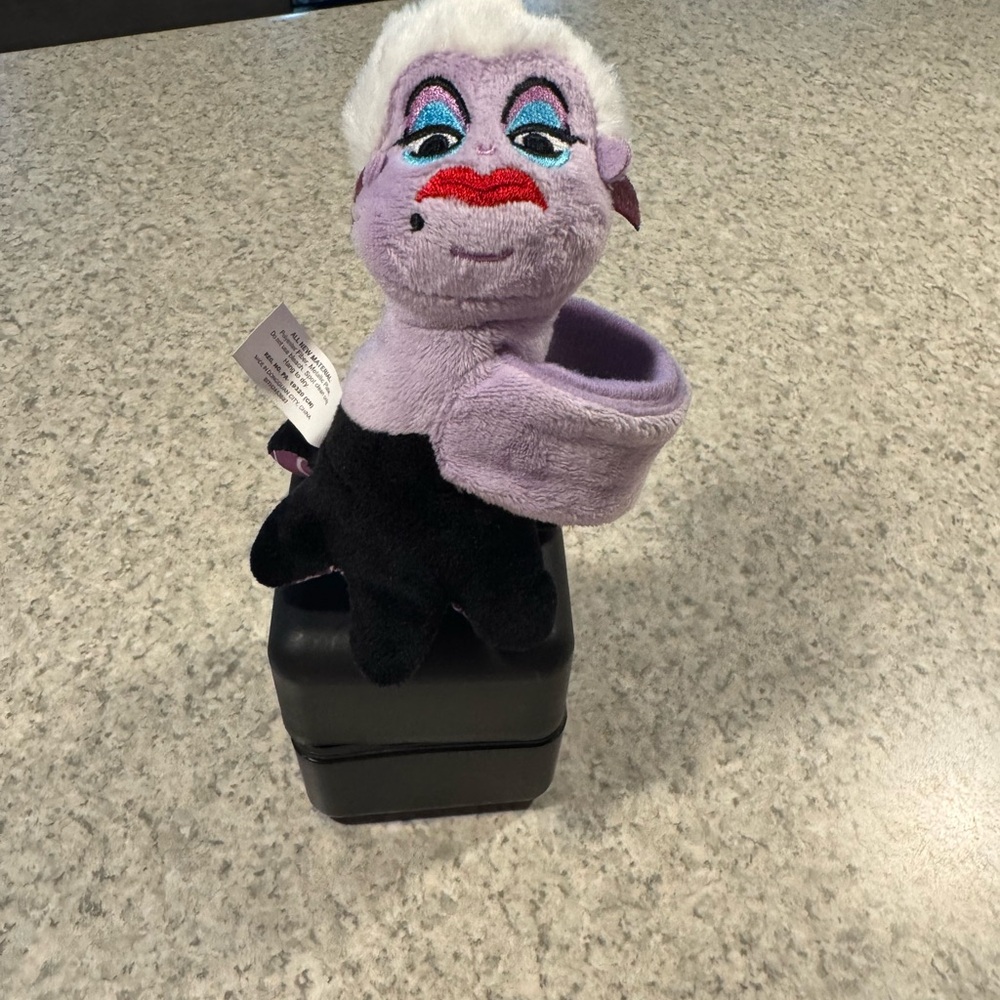 Disney’s Ursula Cutie Cuff